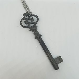 GASOLINE GLAMOUR Jewelry - 3.5 inch fancy antique necklace silver chain new GASOLINE GLAMOUR Jewelry - 3.5 inch fancy antique necklace silver chain new
